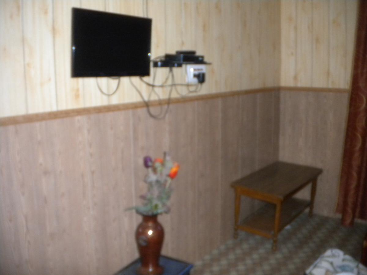 Blooming Dale Hotel Srinagar  Ngoại thất bức ảnh